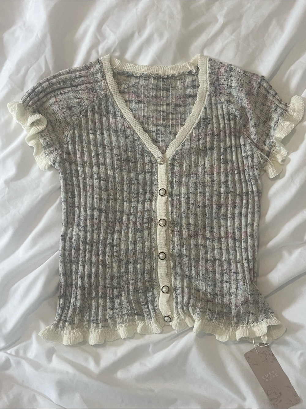 Ribbed Button-Front Short Sleeve Cardigan in Cream and Heather